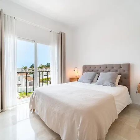 Penthouse In El Paraiso - Takecaremalaga Estepona