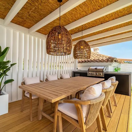 Penthouse In El Paraiso - Takecaremalaga * Estepona