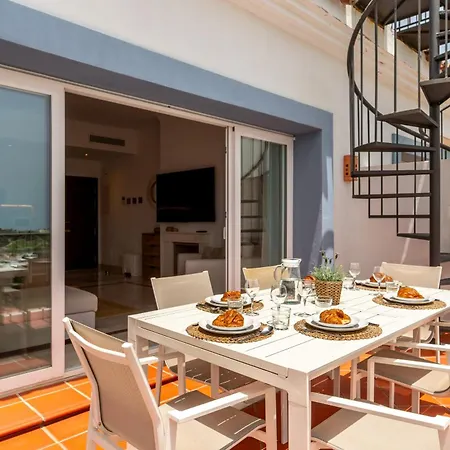 Penthouse In El Paraiso - Takecaremalaga Apartmán Estepona