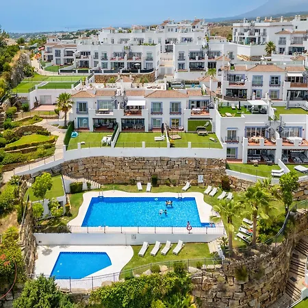 Penthouse In El Paraiso - Takecaremalaga *